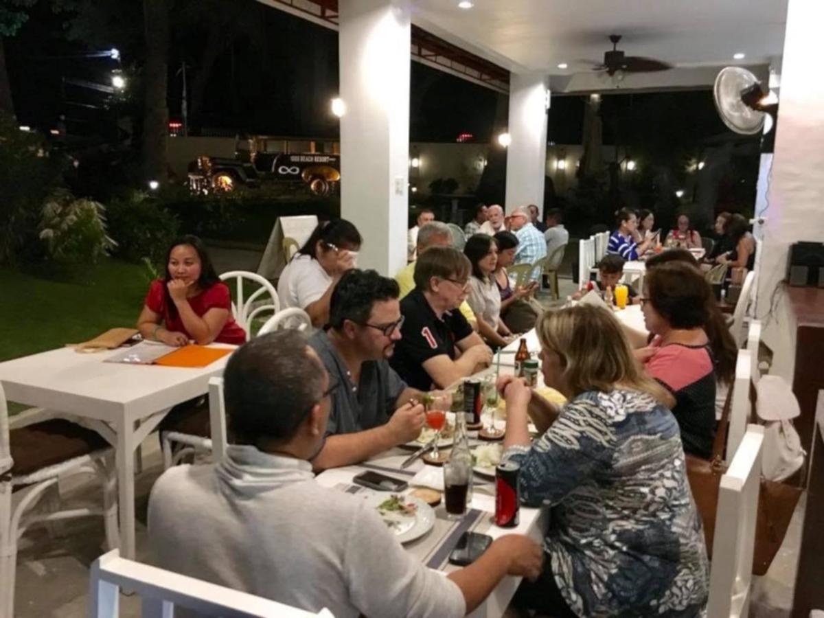 1888 Beach Resort Dumaguete City Bagian luar foto