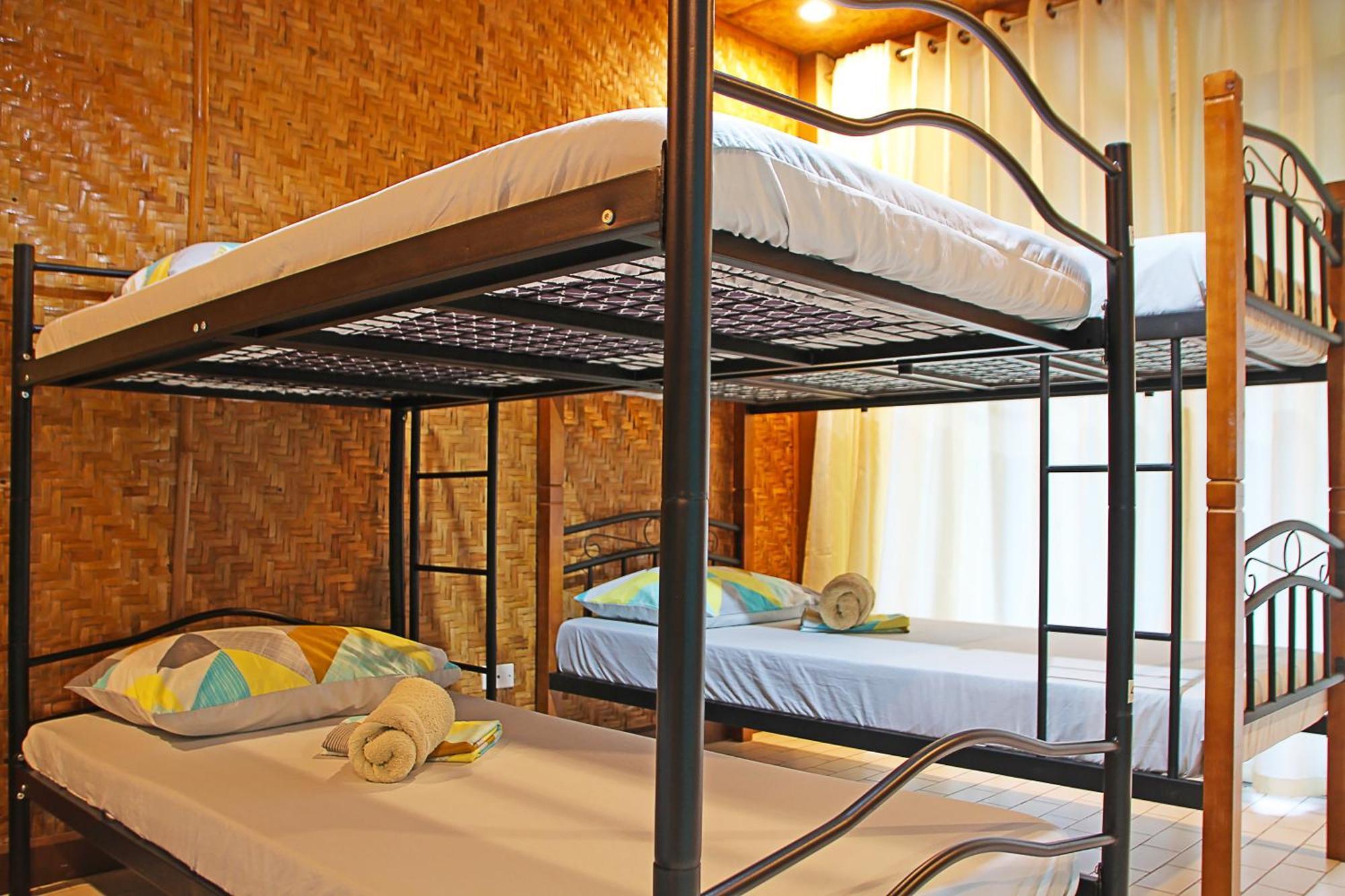 1888 Beach Resort Dumaguete City Bagian luar foto